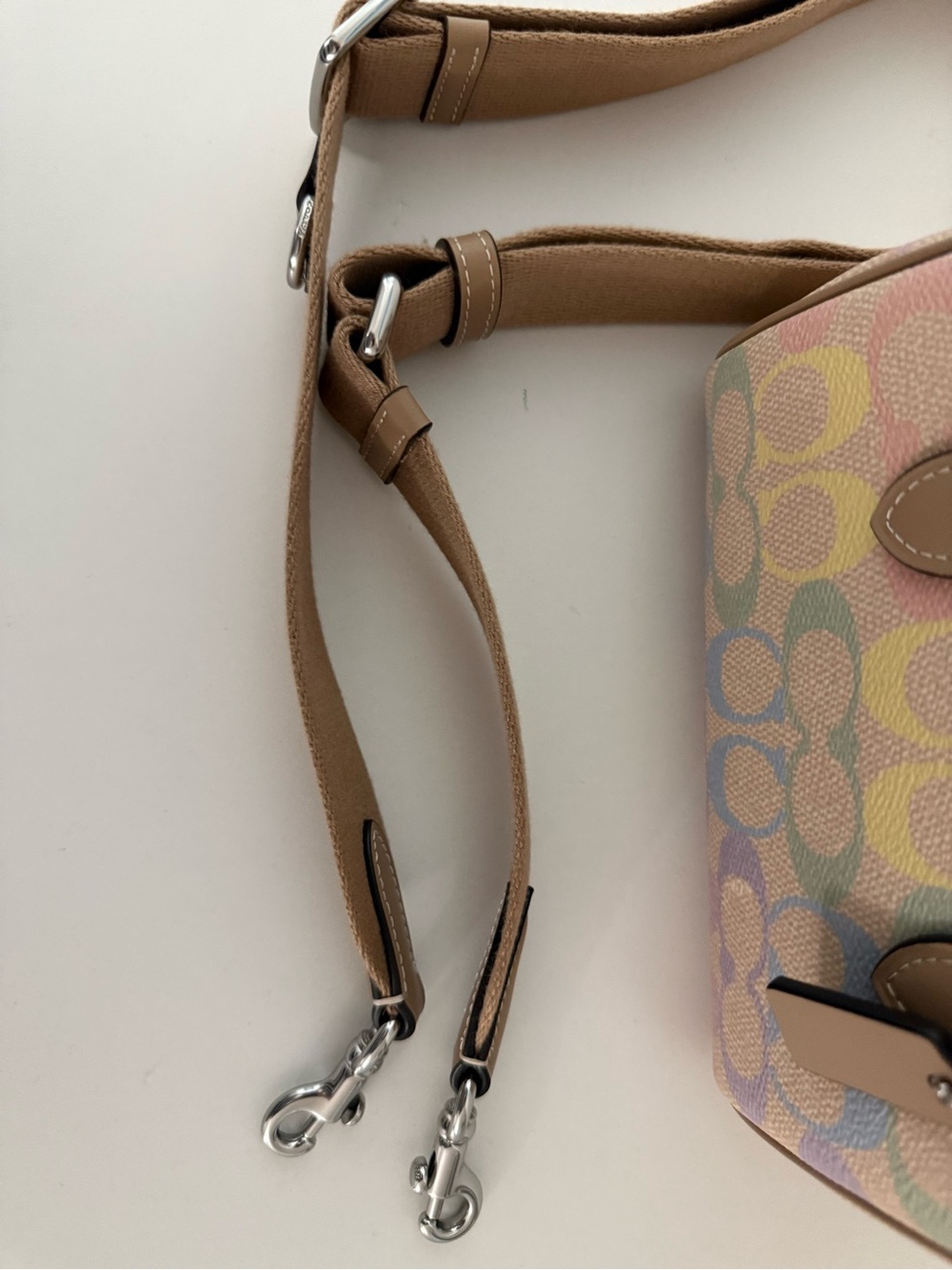 NWT Coach Mini Rowan Crossbody Bag In Rainbow Signature Canvas CDC39 Sand Multi - Picture 4 of 6